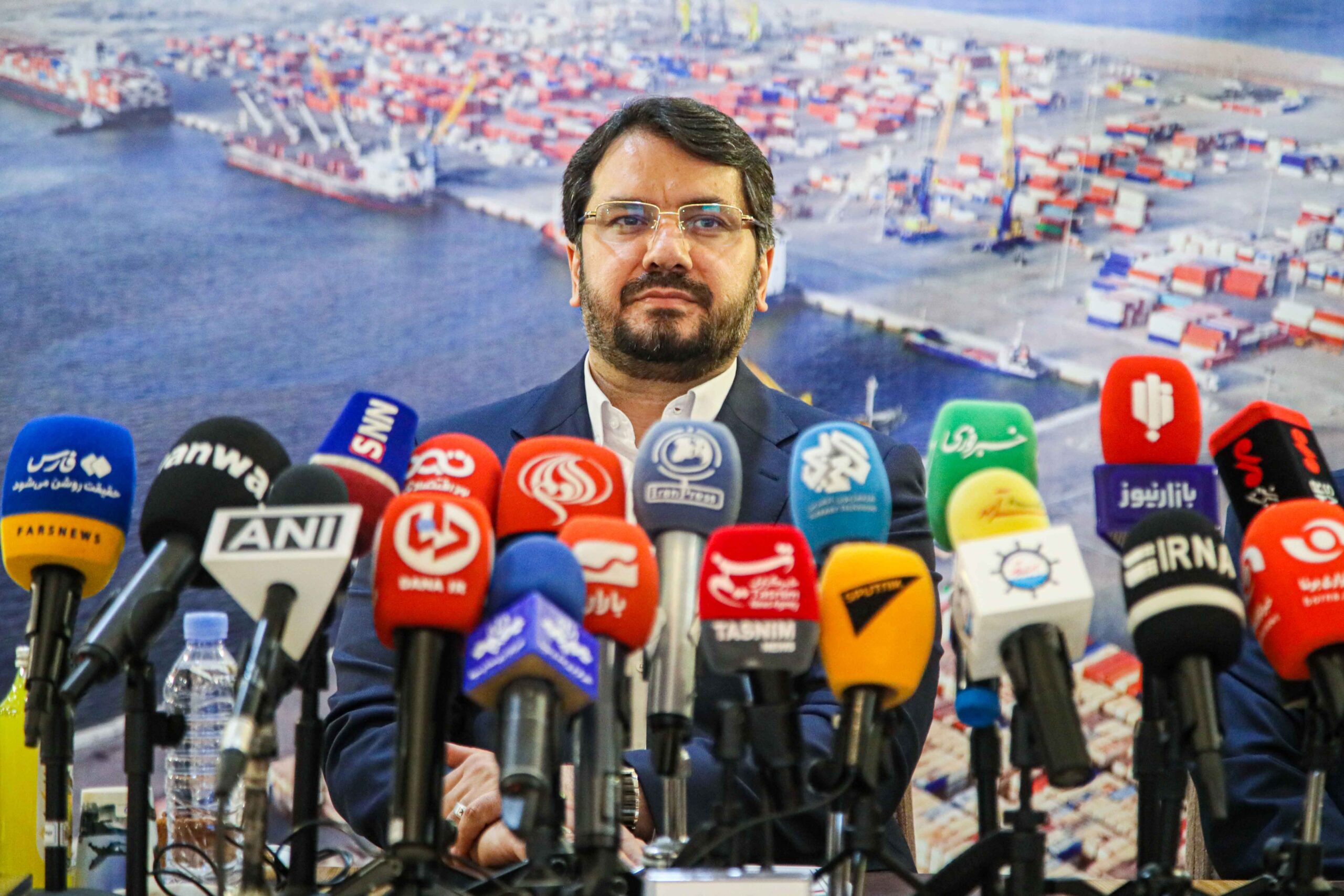 وضعیت واردات کالاهای حیاتی در ۵ ماهه ابتدایی سال ۱۴۰۴، چه شواهدی ارائه می‌دهد؟